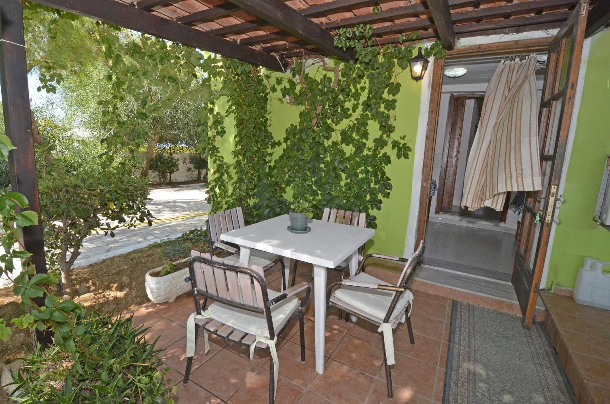 Oasis Beachfront Studios & Apartments, By Zantewize Alykanas  Bagian luar foto